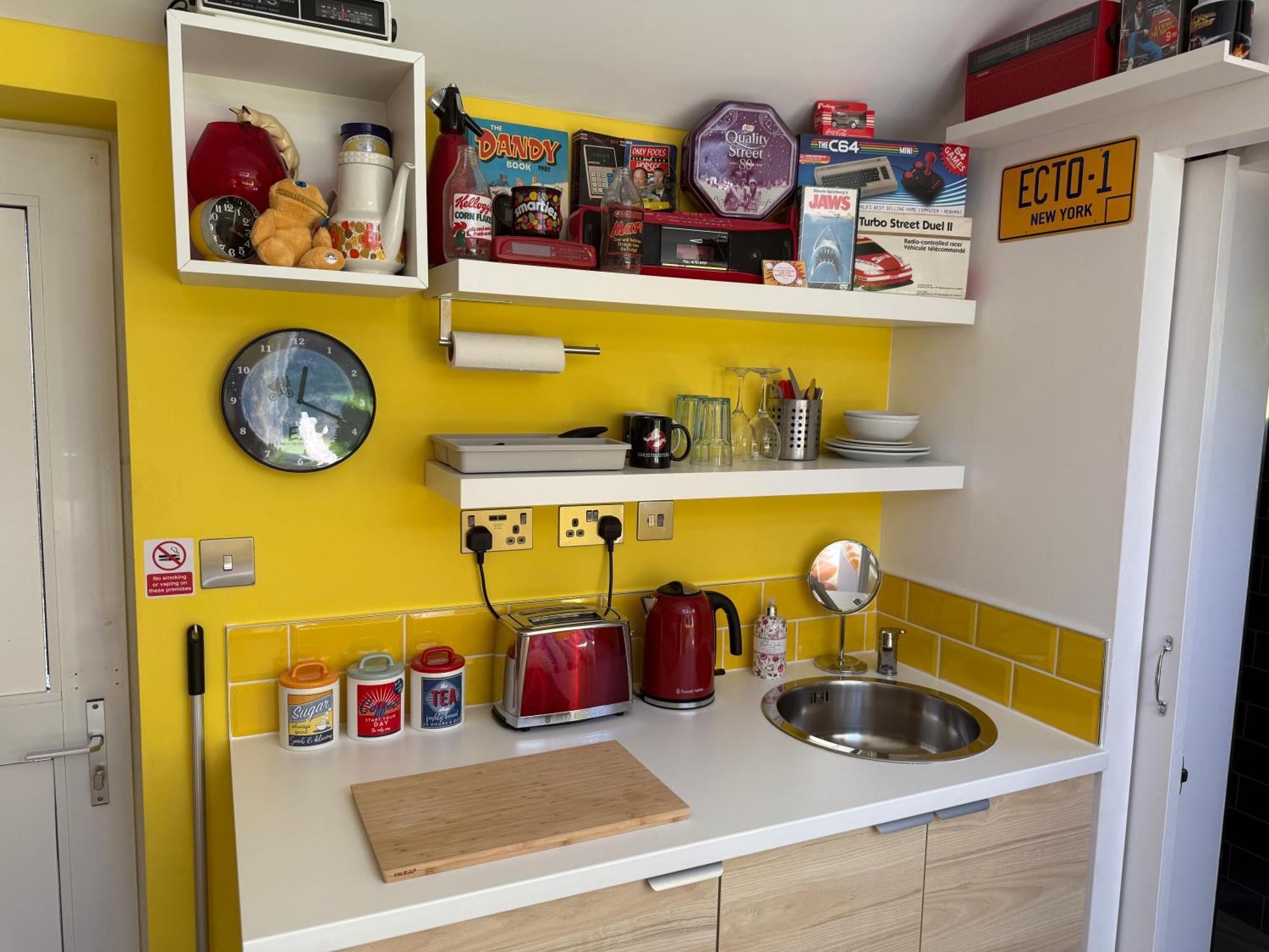 Cherry Cottage Retro Stay, Stourport Екстериор снимка