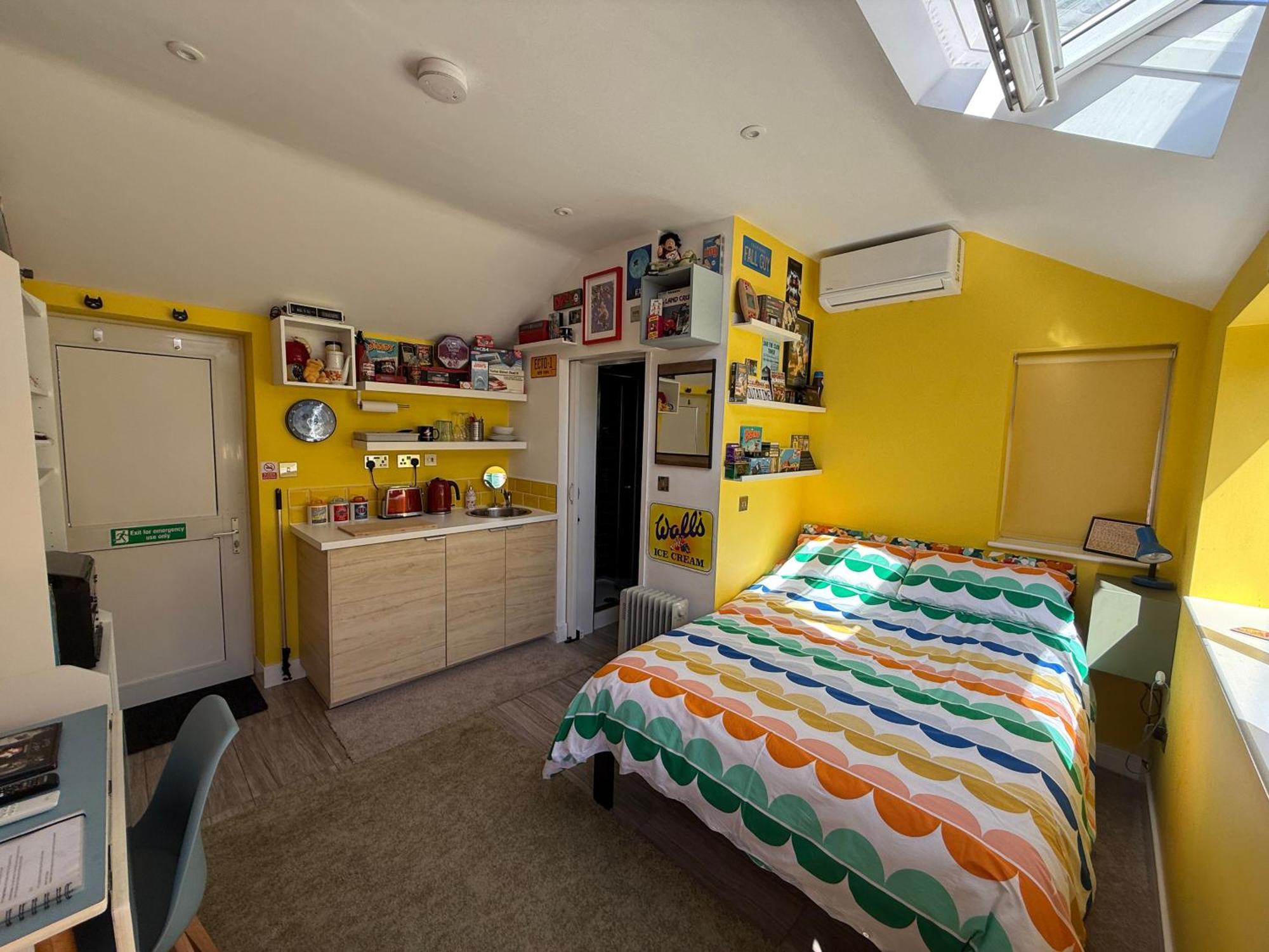 Cherry Cottage Retro Stay, Stourport Екстериор снимка